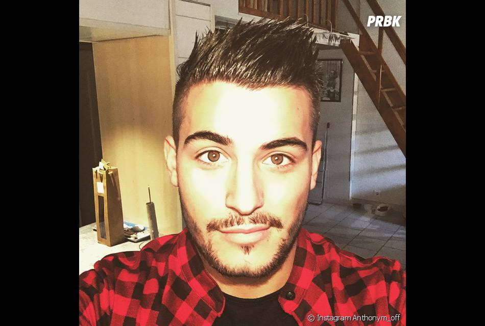 Anthony Mateo La Belle Et Ses Princes 3 Prend La Pose Sur Instagram Le 15 Janvier 15 Purebreak