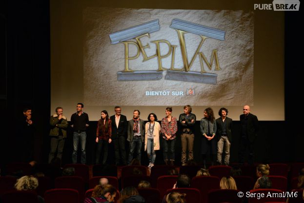 Jonathan Lambert et l'équipe de la série à la soirée de présentation de Peplum le 22 janvier 2015 à Paris