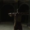 Brahim Zaibat en Athos musclé et sexy dans le teaser du spectacle Les 3 Mousquetaires