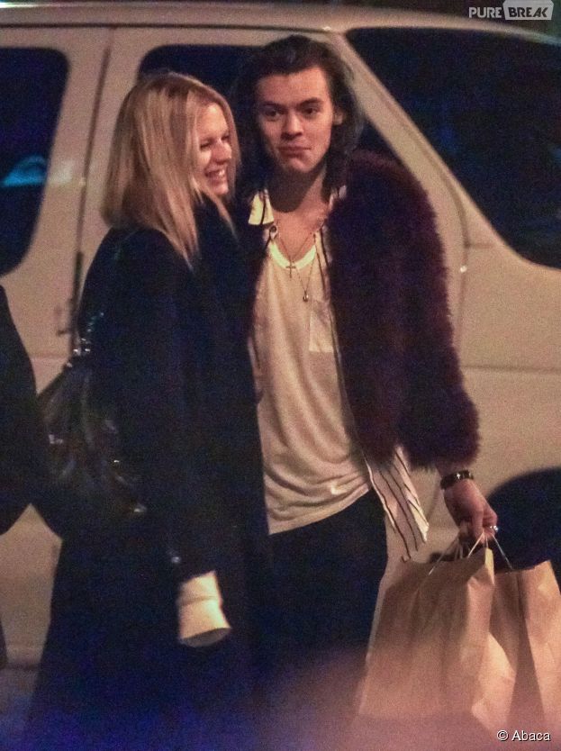 Harry Styles Diner D Anniversaire Romantique Avec Nadine Leopold Purebreak