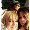 Anna Faris, Ellen Pompeo et son mari : selfie au Super Bowl 2015