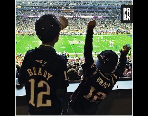 Tom Brady : Gisele Bundchen prend ses fils en photo au Super Bowl 2015