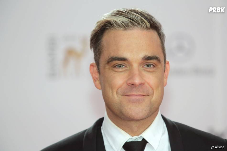 Robbie Williams, peu pudique, a pos&amp;eacute; nu sur Twitter, le 13 f&amp;eacute;vrier 2014 