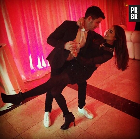 Nick Jonas fait danser Olivia Culpo pour la Saint-Valentin
