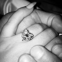 Lady Gaga fiancée à Taylor Kinney : elle dévoile sa bague sur Instagram