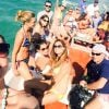 Malika Ménard, Flora Coquerel, Laury Thilleman et Delphine Wespiser en bateau pour le voyage d'intégration de Camille Cerf, à Punta Cana