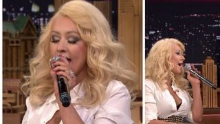 BLUFFANT : Christina Aguilera imite à la perfection Britney Spears en direct à la TV !