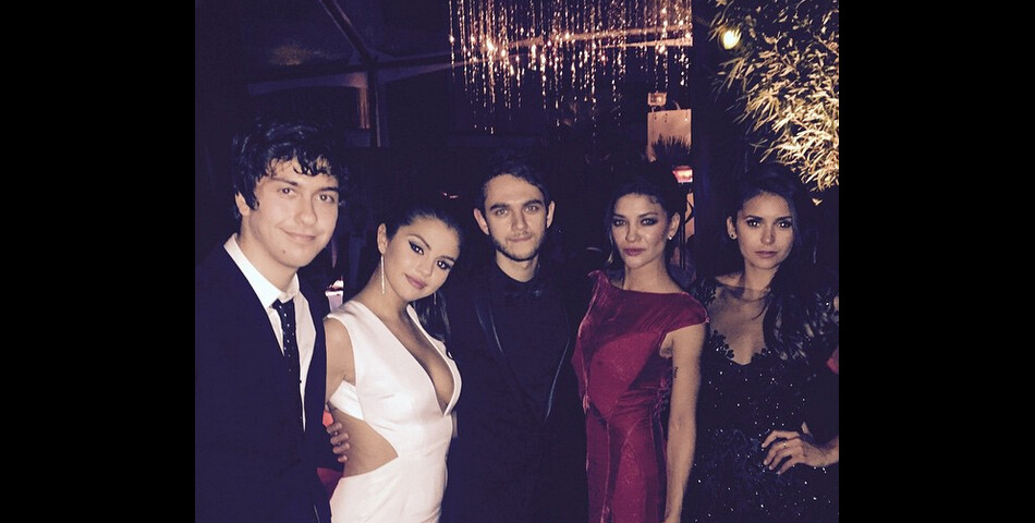  Selena Gomez avec Nina Dobrev, Jessica Szohr et Zedd &amp;agrave; une soir&amp;eacute;e des Golden Globes 2015, le 11 janvier 2015 &amp;agrave; Los Angeles 