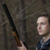 The Walking Dead saison 5 : Aaron sur une photo