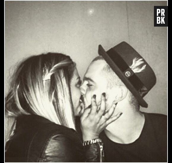 Anaïs Camizuli et Raphaël en couple : bisou sur Instagram