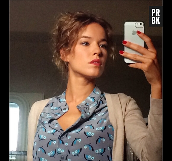 Elodie Fontan sexy sur Instagram