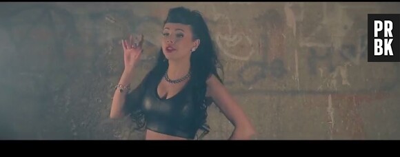 Niia Hall sexy dans son premier clip #Askiparait