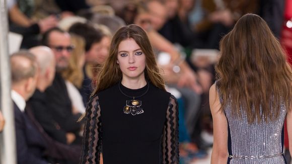 Choquant : l'astuce scandaleuse des mannequins pour défiler malgré la loi contre l'anorexie