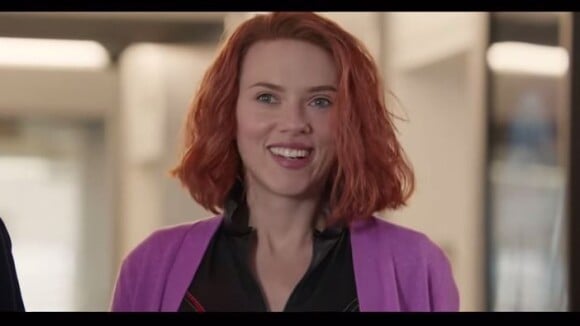 Scarlett Johansson en mode MILF sexy dans le SNL avant un faux trailer de Black Widow