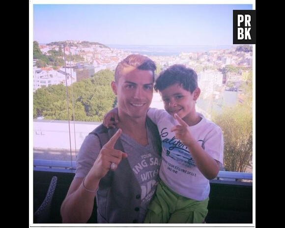 Cristiano Ronaldo et son fils sur Instagram, le 1er juin 2014