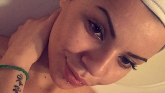 Niia Hall nue sur Snapchat : la brunette s'exhibe dans son bain