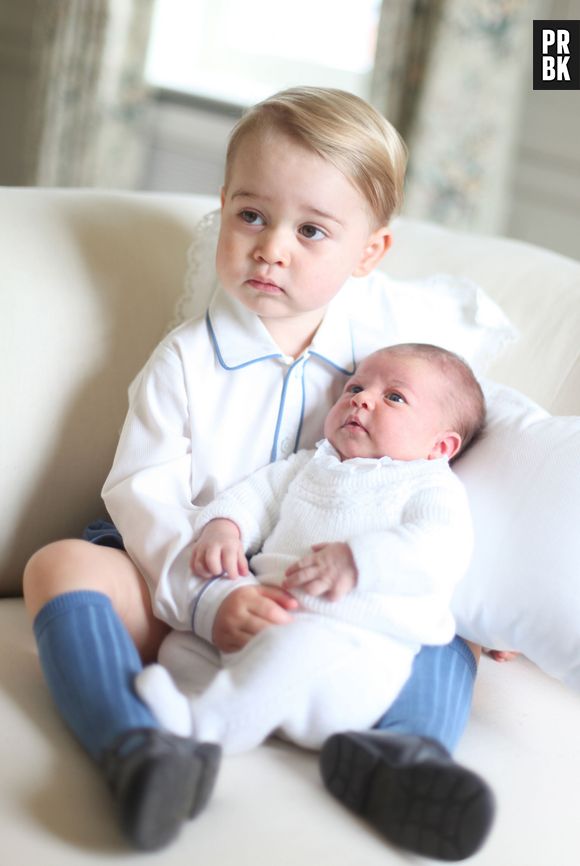 Charlotte de Cambridge et George : les premières photos officielles des enfants de Kate Middleton et William