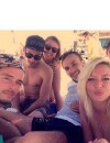 Tressia (Les Ch'tis) en vacances à Ibiza avec des amis