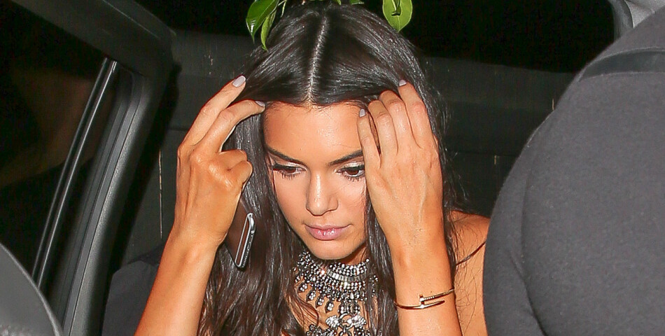 Kendall Jenner quitte la soirée d&#039;anniversaire de Kylie Jenner le 9 août 2015 à Los Angeles