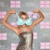 Stella Maxwell : la sexy petite-amie de Miley Cyrus prend la pose pour Victoria's Secret, le 12 août 2015 à Londres