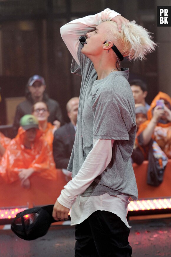 Justin Bieber blond platine : il dévoile sa nouvelle couleur de cheveux le 10 septembre 2015 sur le plateau du Today Show
