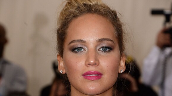 Jennifer Lawrence : "J'ai déjà tapé Jennifer Lawrence moche sur Google"
