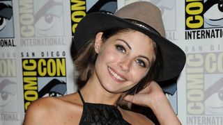 Willa Holland (Arrow) nue sur Instagram : une photo classée X postée par erreur ?