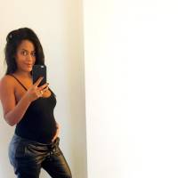 Amel Bent enceinte : la chanteuse annonce sa grossesse sur Twitter