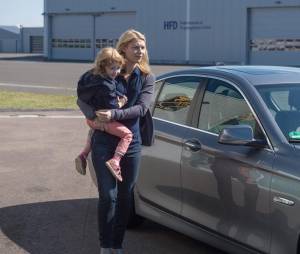 Homeland saison 5 : Carrie et sa fille sur une photo