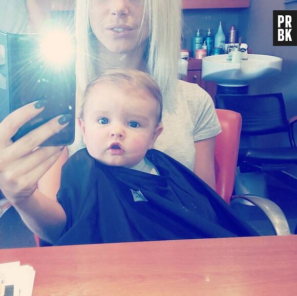 Stéphanie Clerbois chez le coiffeur avec son fils Lyam sur une photo Instagram