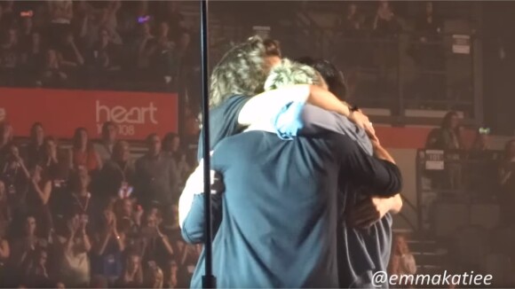 One Direction : câlins et déclarations à leurs fans pour la fin de leur tournée... et leurs adieux ?