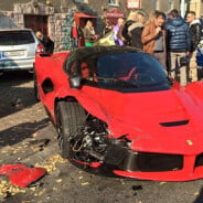 Epic FAIL : il crashe une Ferrari... à la sortie du garage où il l&#039;a achetée !