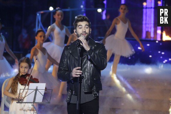 Kendji Girac à la soirée du Téléthon sur France 2 le 5 décembre 2015