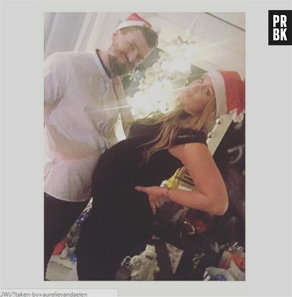 Aurélie Van Daelen enceinte avec son petit-ami pour Noël 2015