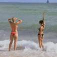 Friends Trip : Nadège Lacroix sexy en bikini
