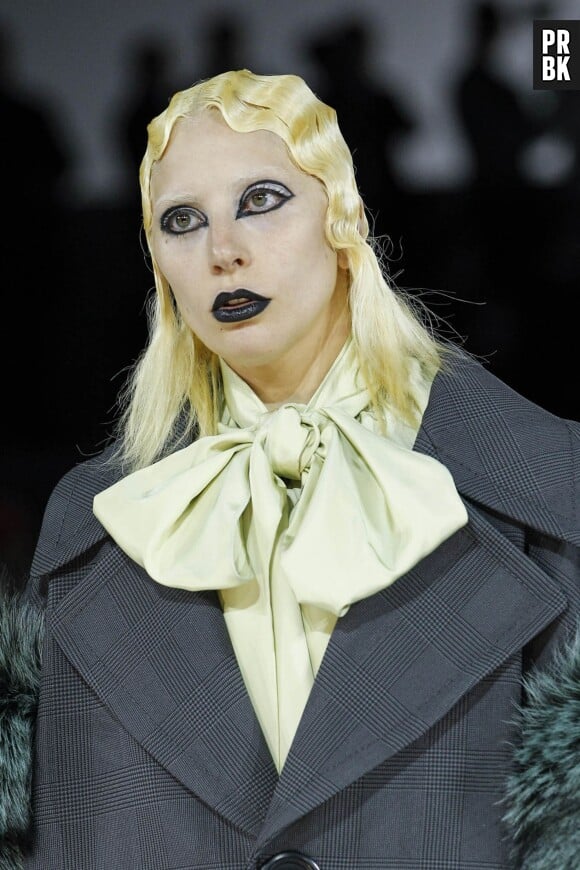 Lady Gaga au défilé Marc Jacobs à la Fashion Week de New York le 18 février 2016