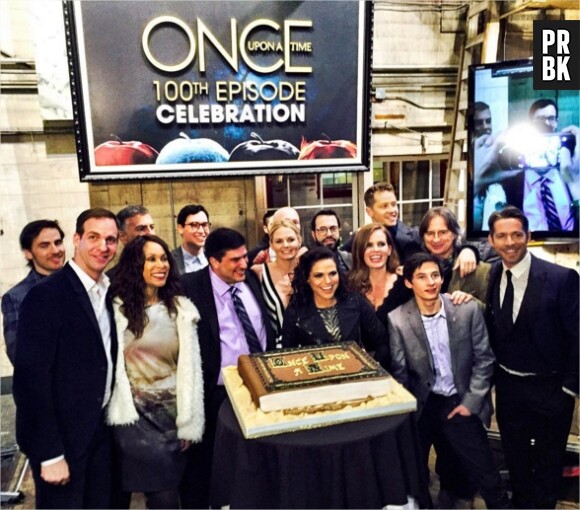 Once Upon a Time saison 5 : les acteurs réunis à la soirée pour le 100ème épisode le 21 février 2016