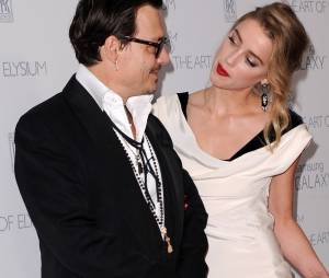 Amber Heard et Johnny Depp divorcent