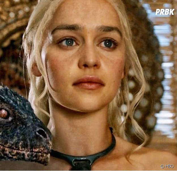 Game Of Thrones - Emilia Clarke et l'un de ses dragons