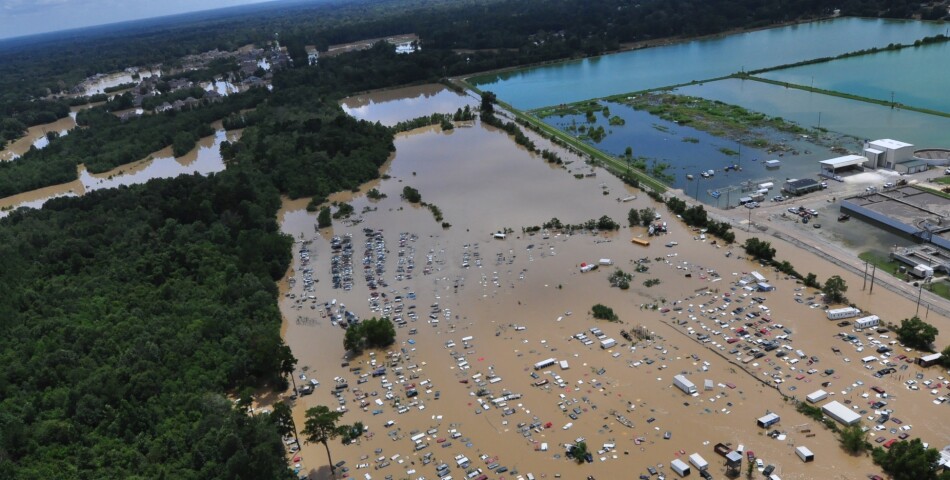 Taylor Swift fait un don d&#039;un million de dollars aux victimes des inondations en Louisiane en août 2016