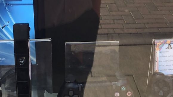 PS4 Slim : elle est déjà en vente en Angleterre !