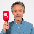 Yann Barthès s'excuse pour la "chute de reins" d'Ophélie Meunier dans Le Petit Journal