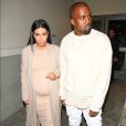 Kim Kardashian profite de son mari Kanye West