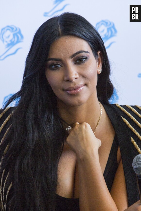 Kim Kardashian reste discrète depuis son agression à Paris
