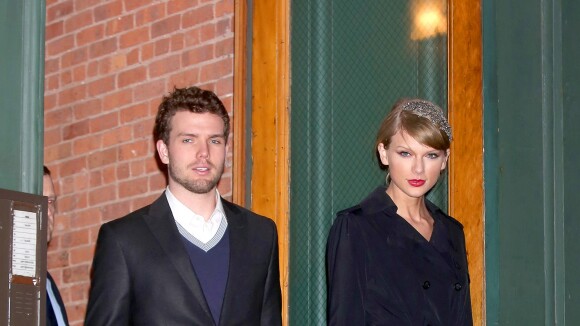 Taylor Swift : son frère Austin prêt à lui voler la vedette !
