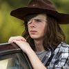 The Walking Dead saison 7 : Carl (Chandler Riggs) sur une photo