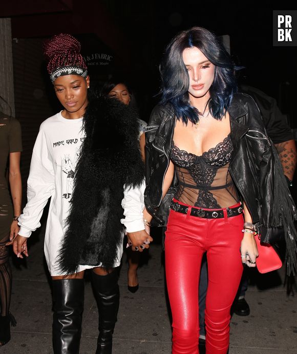 Bella Thorne dévoile sa nouvelle coloration dans les rues de Los Angeles le 28 décembre 2016