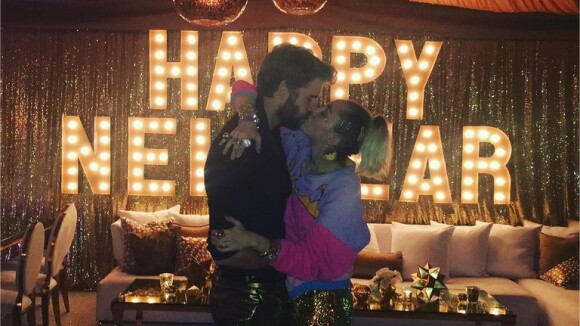 Miley Cyrus et Liam Hemsworth mariés en secret ? La photo qui sème le doute