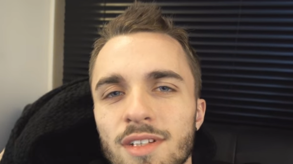 Squeezie dévoile son nouveau tatouage en vidéo !