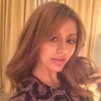 Zahia Dehar brune... et assagie ? La sexy girl dévoile son nouveau look